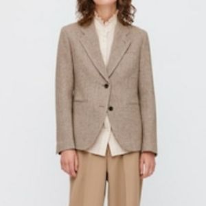 Camel Tweed Blazer - Ines de la Fressange/Uniqlo